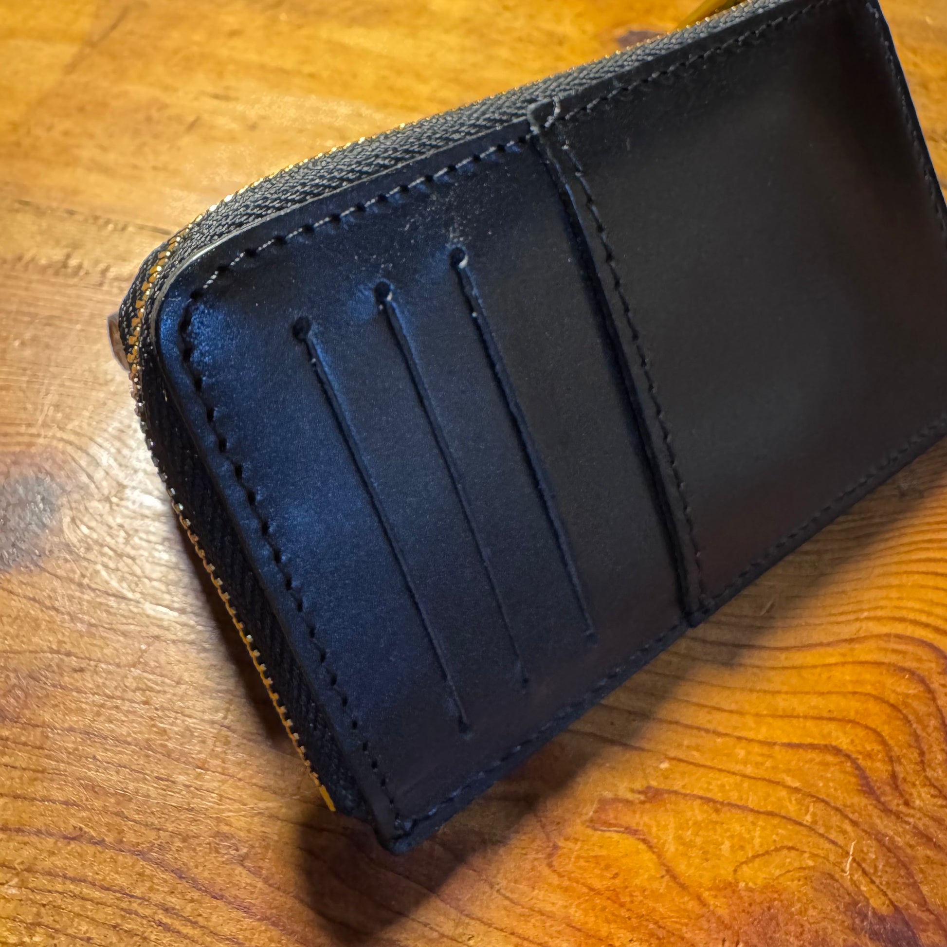 NEW🔔【すぐ届く】Card case 「AURA mini MORE」