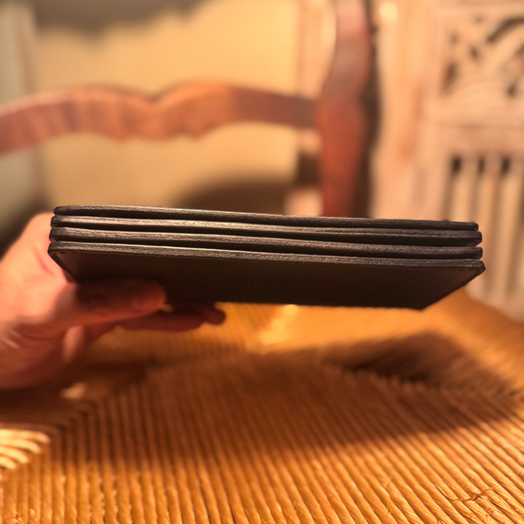 【すぐ届く】「黒の贅沢」【ブラックリュクスウォレット】