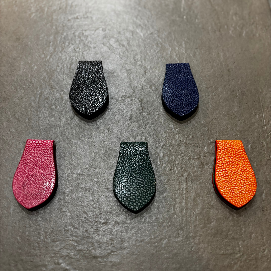 🔔新作【海のダイヤモンド】（ペア割￥1000off）職人の手業 スティングレイ マネークリップ