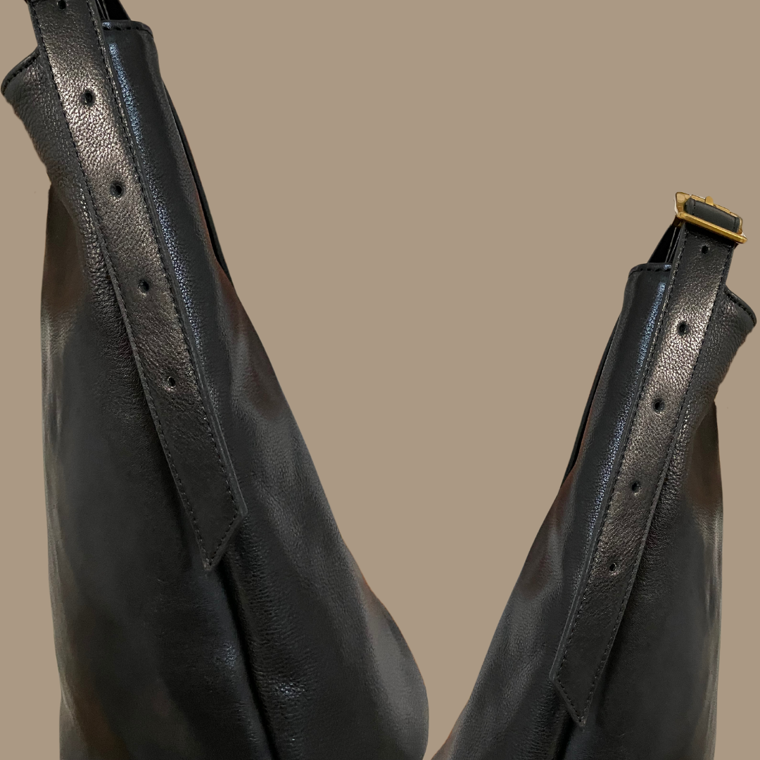🔔新作【予約商品】プレゼント付🎁【本革】Large gold handle B