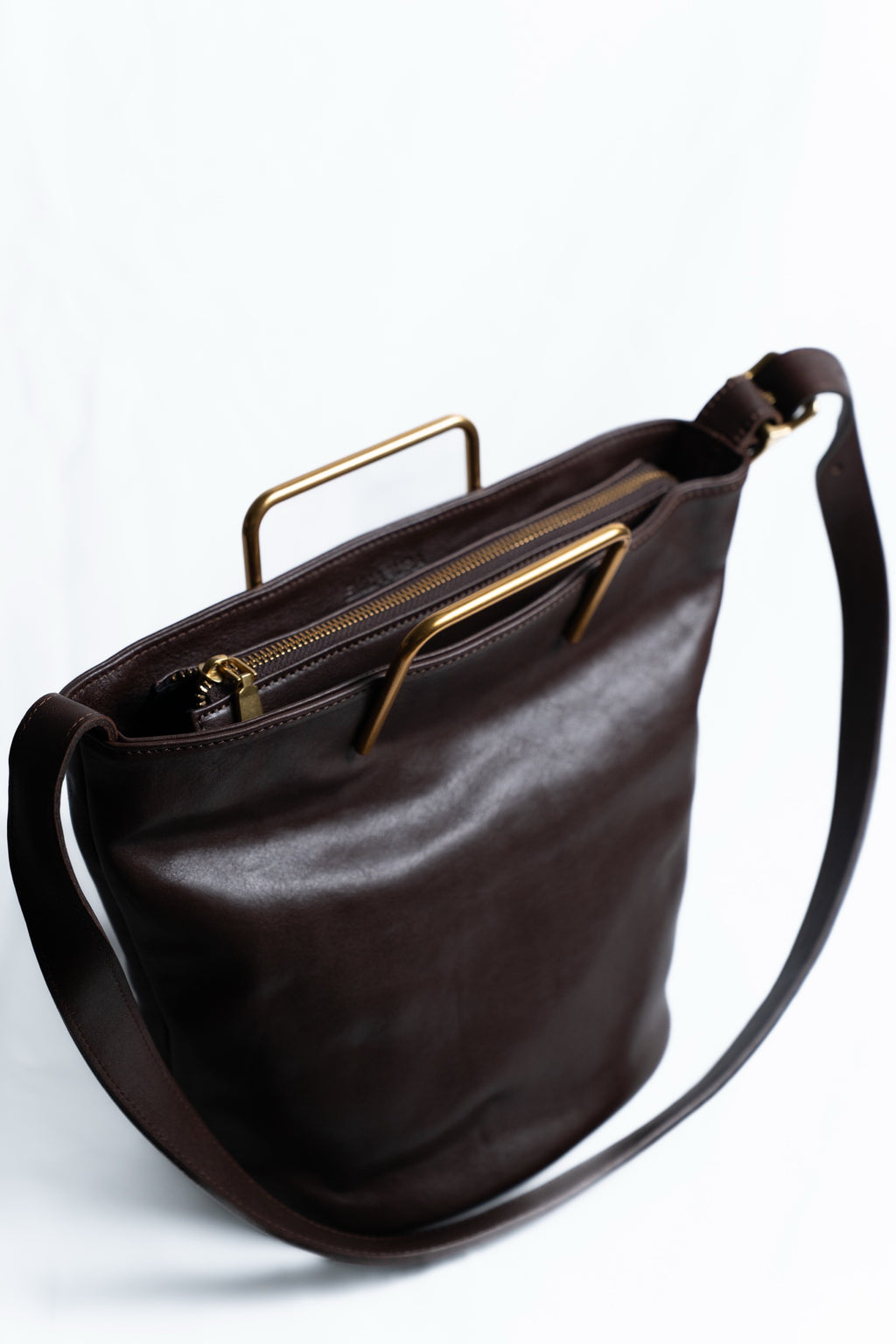 🔔【すぐ届く】medium gold handle bag｜ゴールドハンドルミディアムサイズ