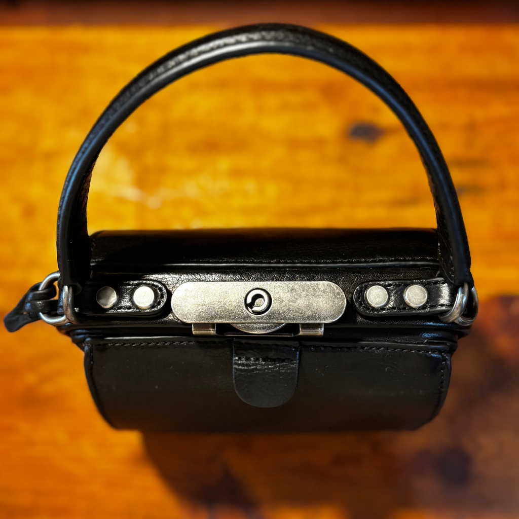 即日発送Bibiy box bag 黒 即日発送Bibiy box bag 黒 BAG|Bibiy.