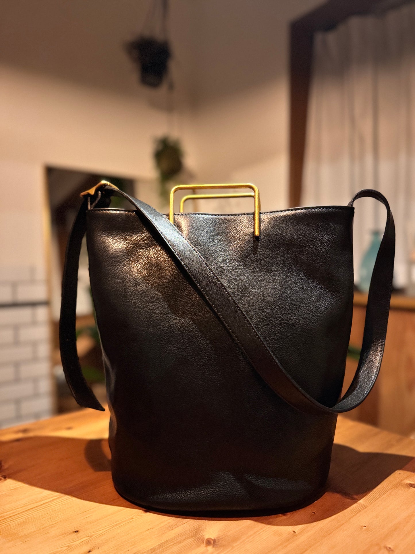 【本革】【予約商品】Large gold handle bag｜ゴールドハンドルラージサイズ