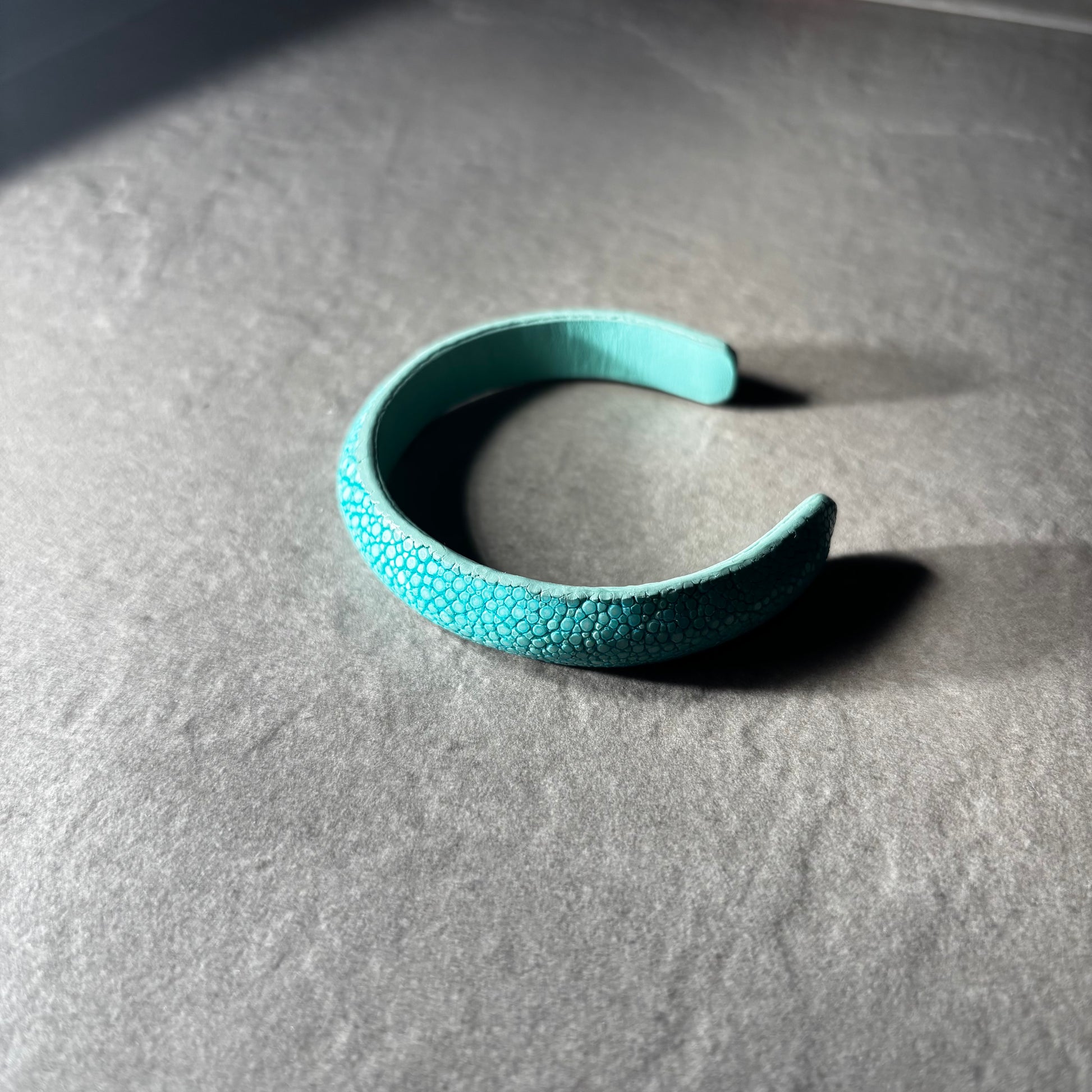 🔔新作【海のダイヤモンド】（ペア割￥1000off）職人の手業 スティングレイ ブレスレット