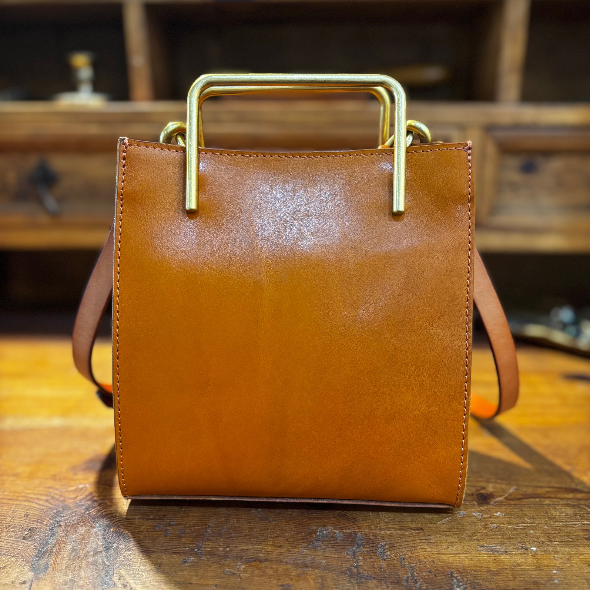 🔔NEW Color【予約商品】Camel|gold handle bag🎁プレゼント付き 🔔NEW Color【予約商品】Camel|gold handle bag🎁プレゼント付き