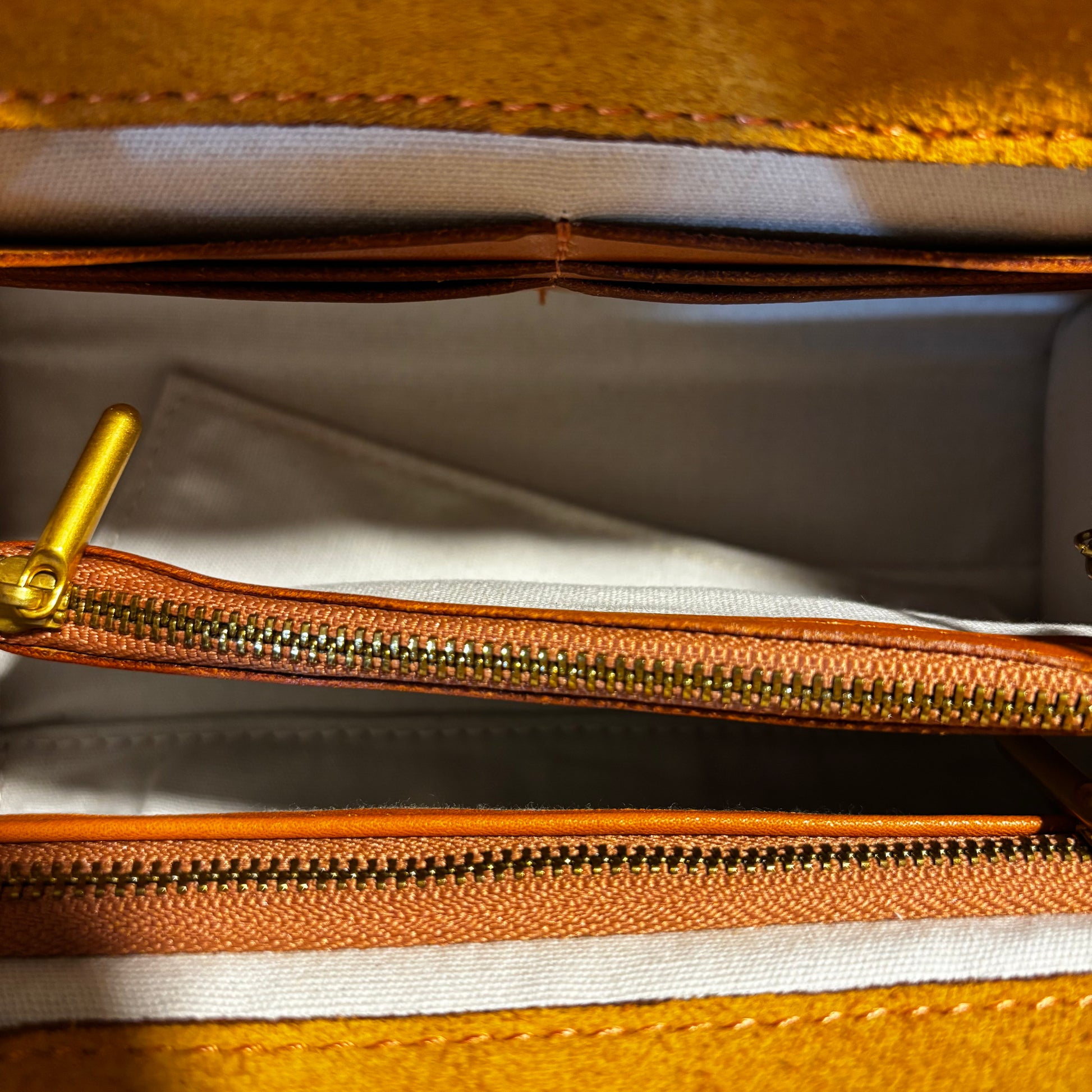 🔔NEW Color【予約商品｜🎁プレゼント付き】Camel｜Wallet gold handle bag
