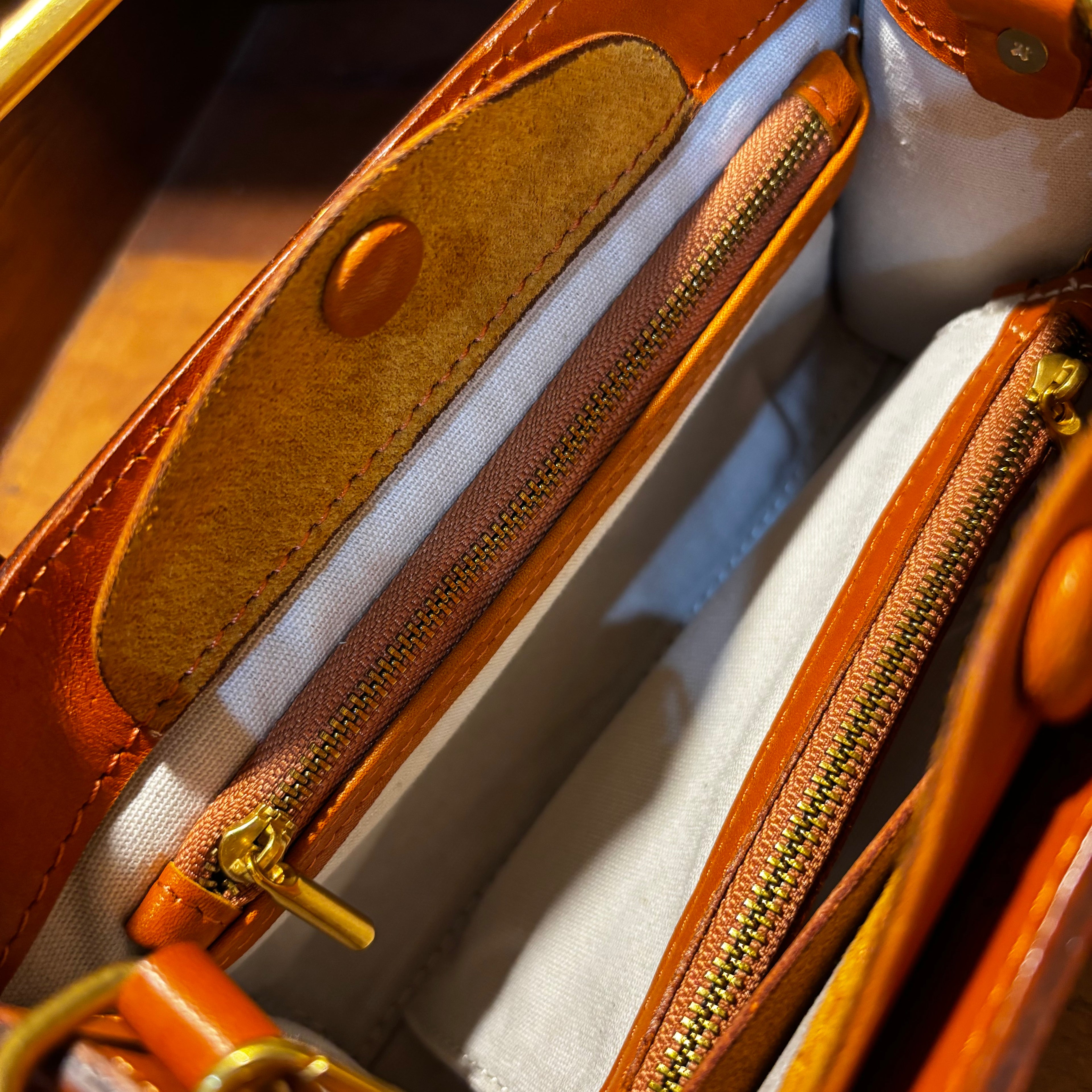 🔔NEW Color【すぐ届く】Camel｜Wallet gold handle bag