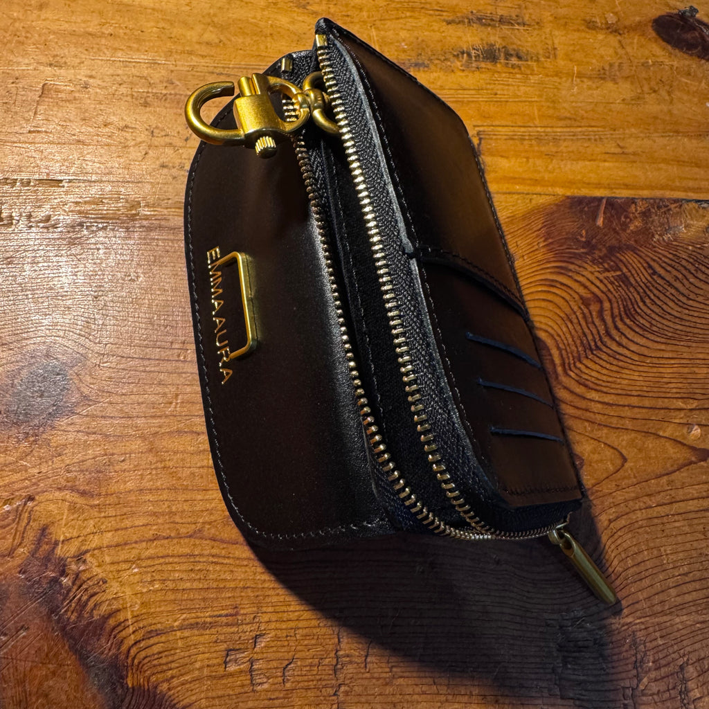 NEW🔔【すぐ届く】Card case　「AURA mini MORE」